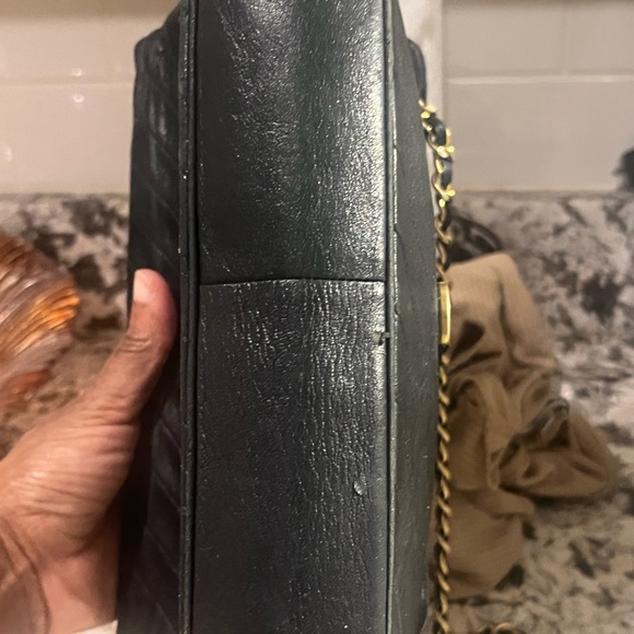 Vintage Chanel Diagonal Flap Bag. - Picture 11 of 16